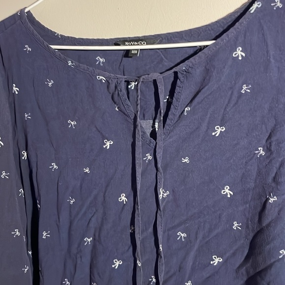 RW&CO women size medium bow blouse - Picture 2 of 4